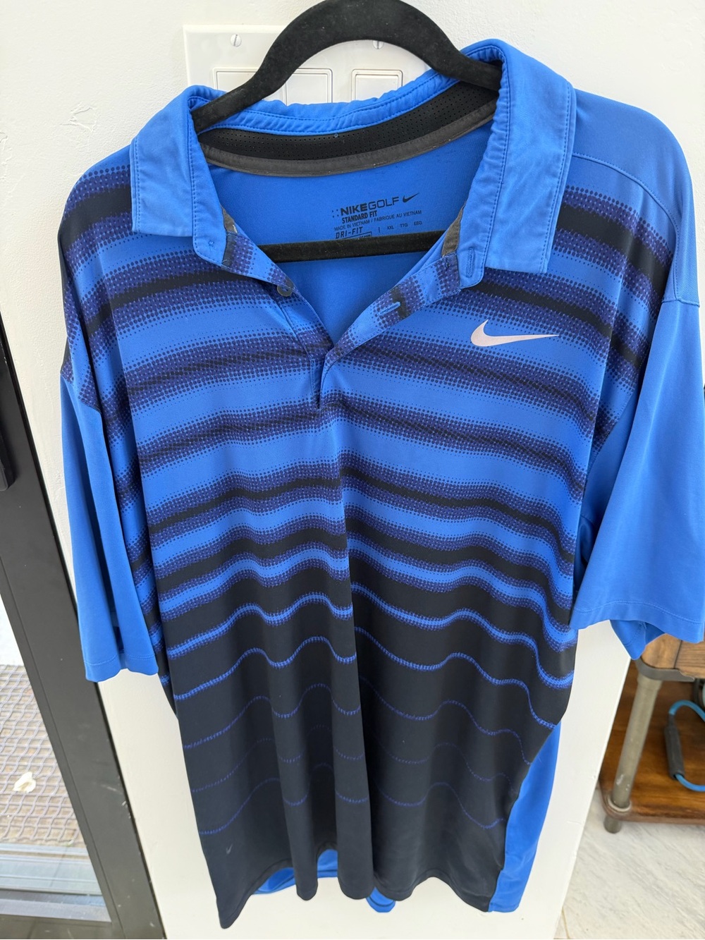 Nike Men's Blue and Black Striped Golf Polo